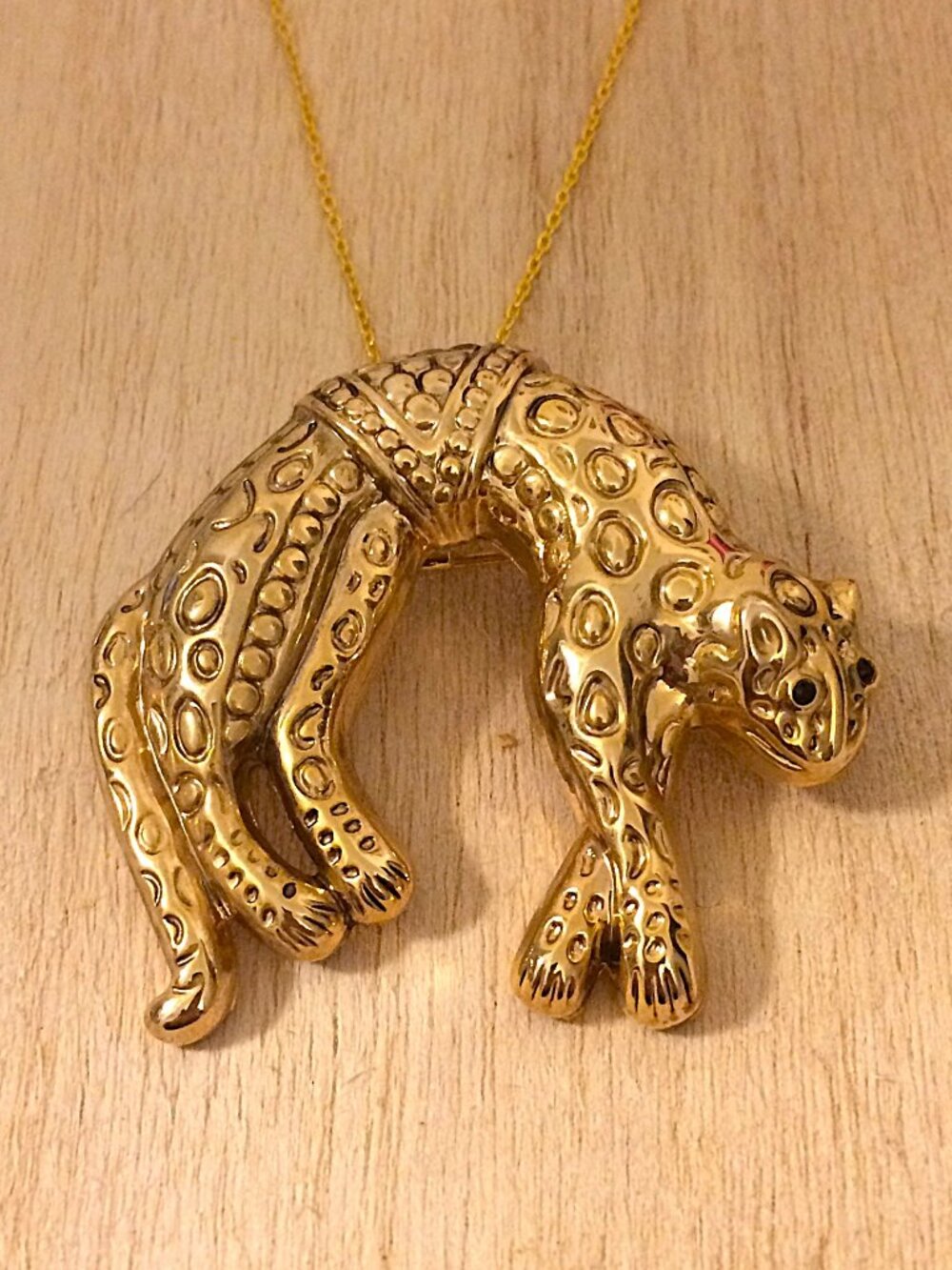 Vintage Heavy Gold Tone Convertible Leopard Brooch Pin Necklace Pendant